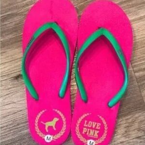 NWT ❤️VINTAGE VS Pink Flip Flops